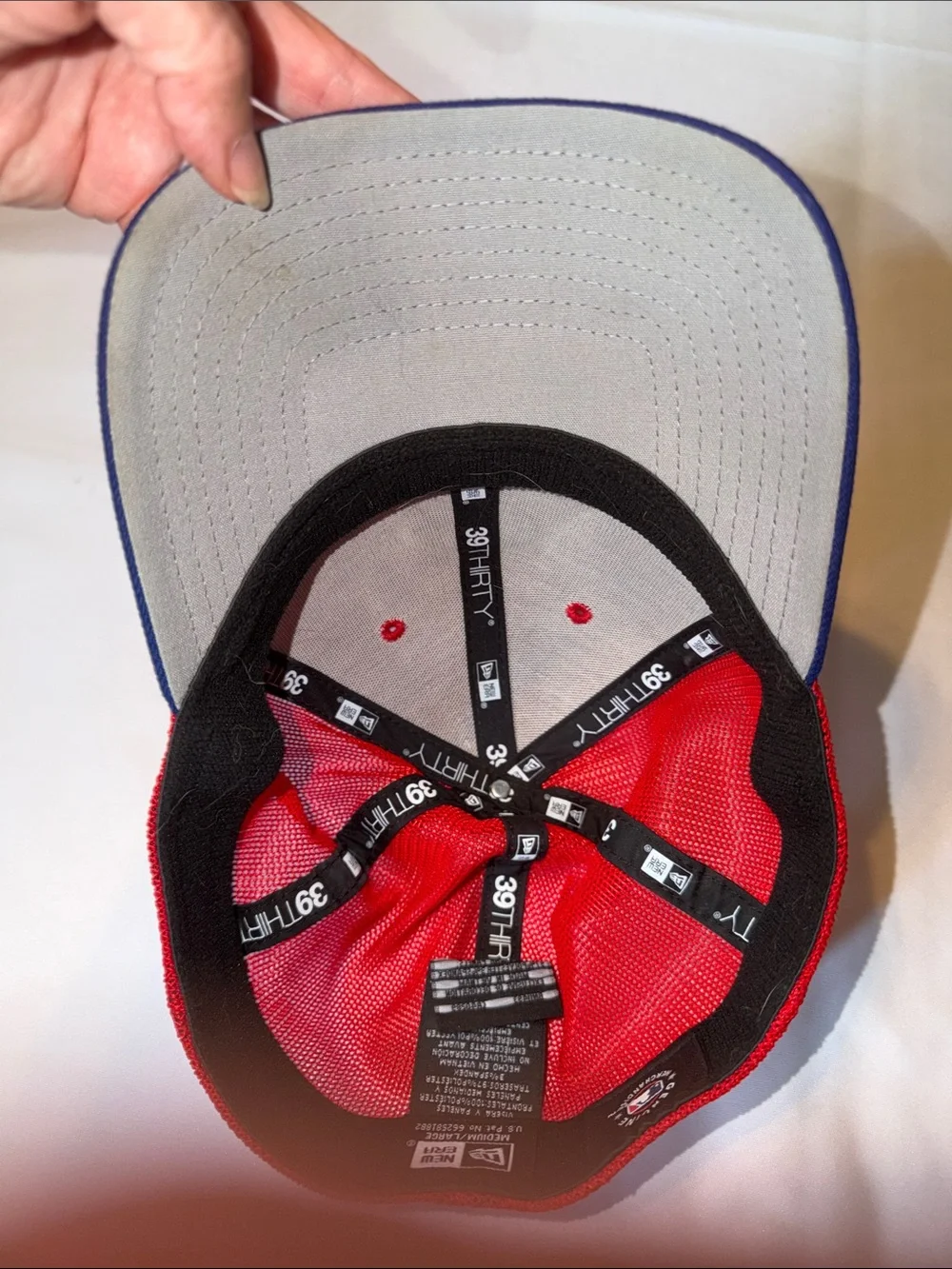 Philadelphia Phillies New Era Authentic MLB Red Men's Baseball Cap Medium /Large